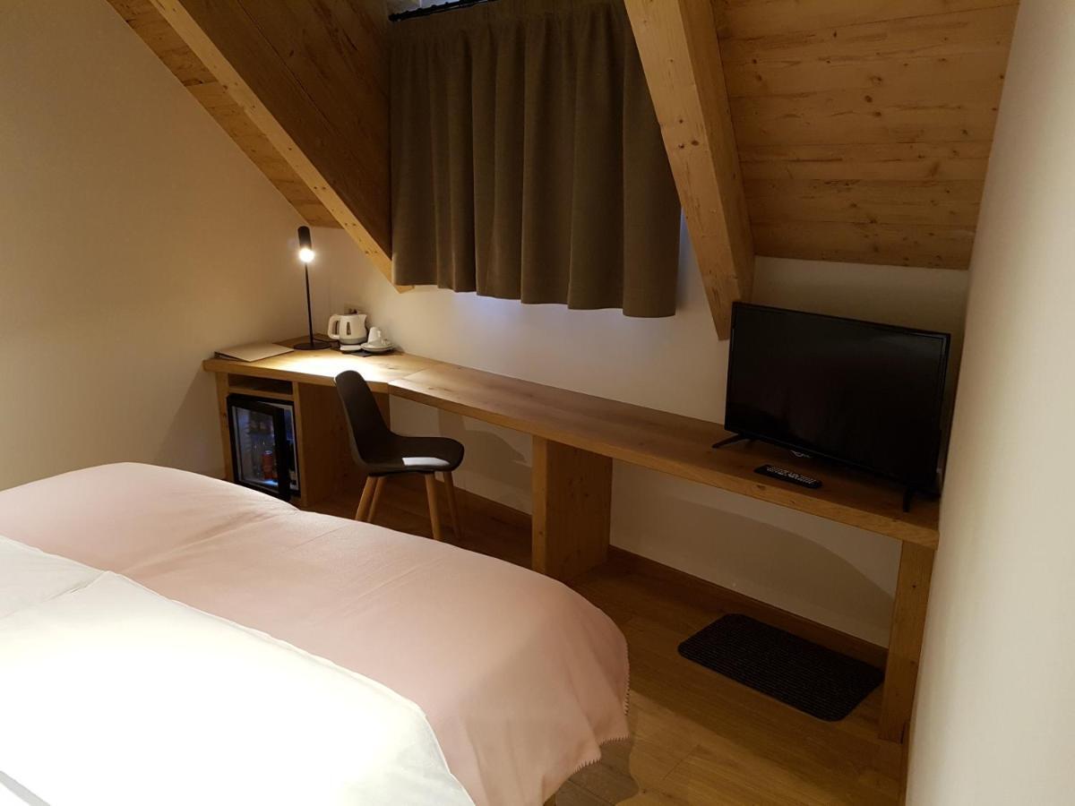 Hotel Vandot Кранська Гора Номер фото